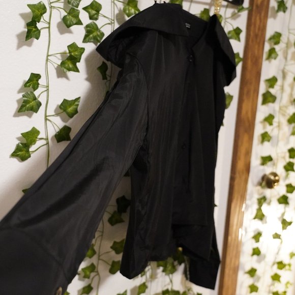 Off Shoulder Black Long Sleeve Button Up Top | Blouse w/ Gold Chain Straps - Picture 4 of 4